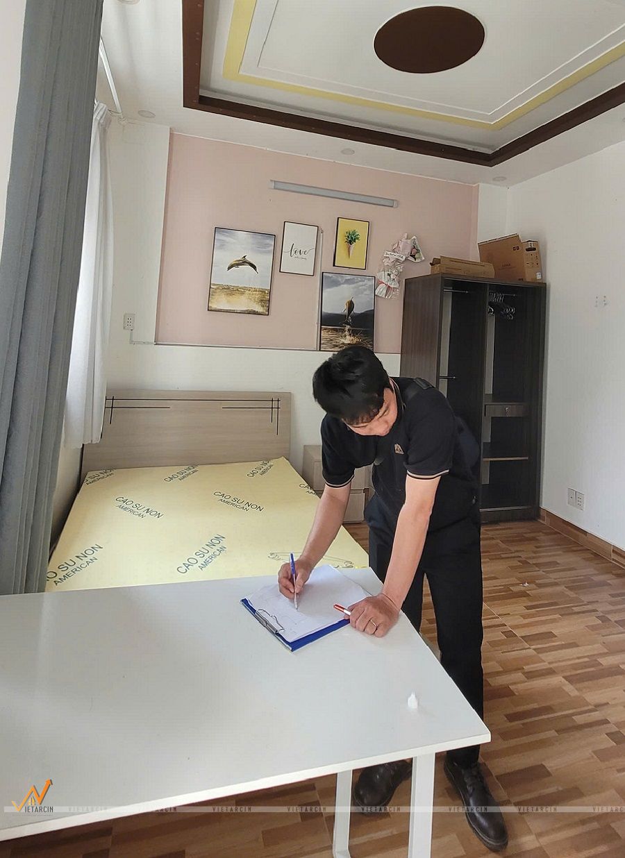 Dịch vụ cải tạo nhà cũ huyện Hóc Môn chất lượng 3 Đội ngũ Vaidecor tiến hành khảo sát nhà cũ