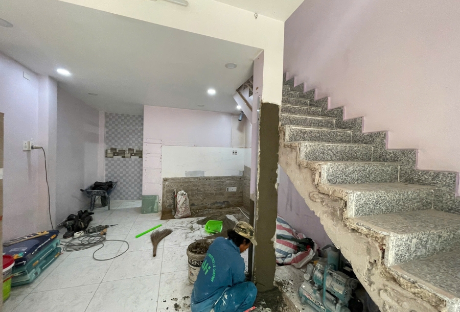 Việc cải tạo toàn bộ sẽ tốn kém hơn đáng kể so với việc sửa chữa nhỏ